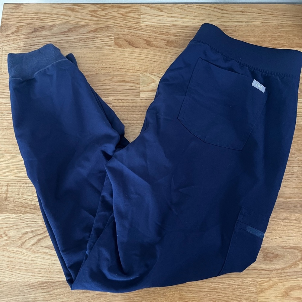 Women's Figs Technical Collection Joggers Large